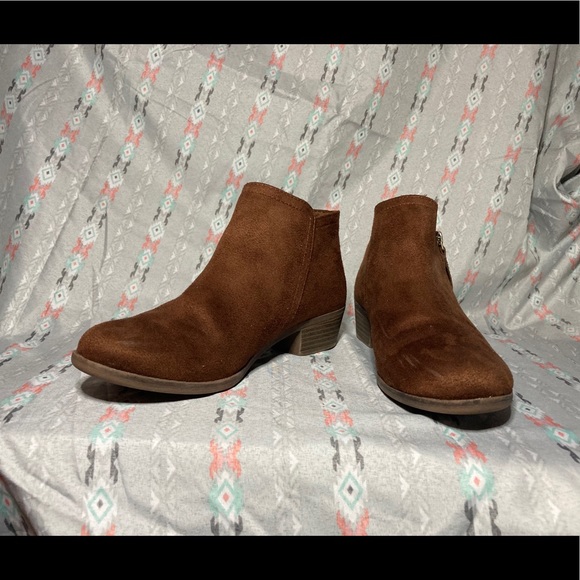 Brown Boots - Picture 11 of 11